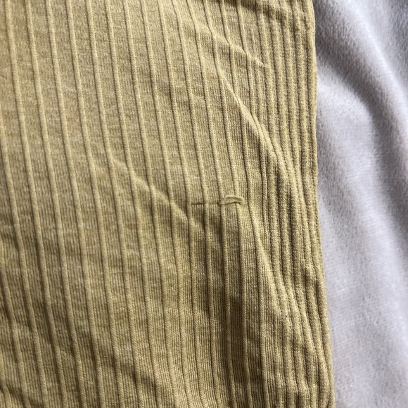 Lululemon Ribbed Tank - Picture 4 of 4